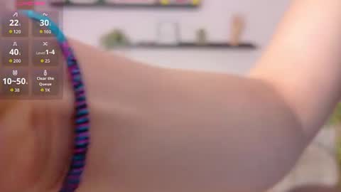 katalinalee_ online show from August 4, 11:57 am