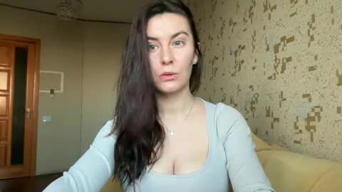 KatalinaQE online show from February 4, 6:30 am