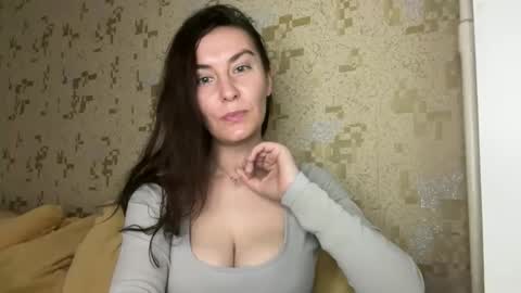 KatalinaQE online show from May 13, 6:22 am