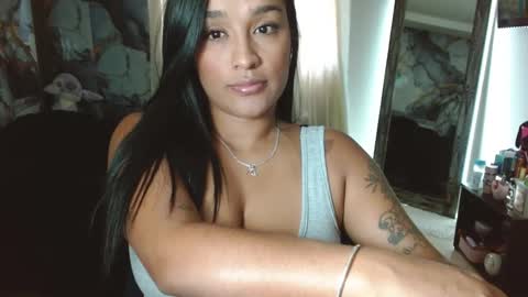 Catalina online show from October 25, 3:29 pm