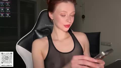 meeellowmarsh - Instagram online show from March 20, 7:41 pm