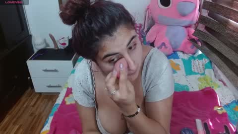 katerine online show from December 4, 2:59 pm