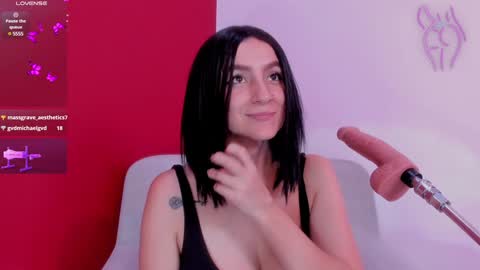 Kate  online show from December 5, 8:33 pm