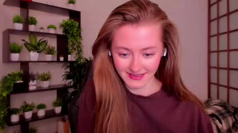 Snapshot of kate_cuddle chatting on October 1, 3:01 am Kate online show from October 1, 3:01 am