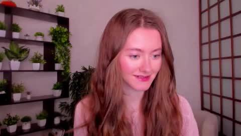 Snapshot of kate_cuddle chatting on October 21, 2:12 am Kate online show from October 21, 2:12 am