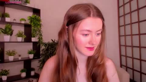 Snapshot of kate_cuddle chatting on November 28, 2:58 am Kate online show from November 28, 2:58 am