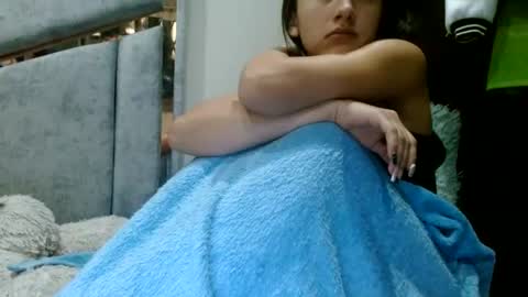 kate online show from July 3, 1:01 am