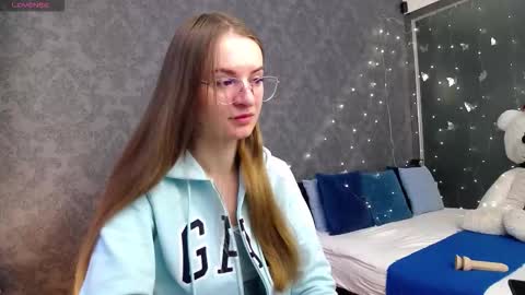 .Be kind and gentle with me and I will do my best for you.   online show from December 14, 8:30 am