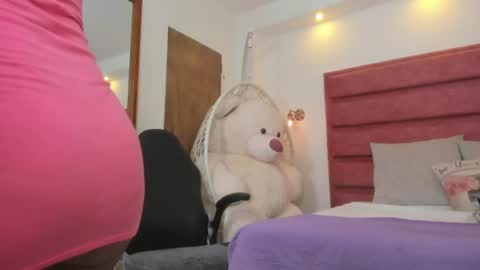 kate lua online show from June 30, 1:06 am