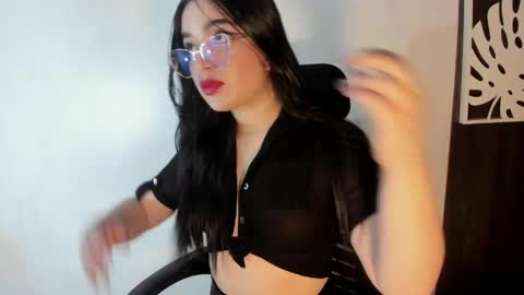 Snapshot of kate_michaels_ chatting on June 1, 3:08 am Kate online show from June 1, 3:08 am