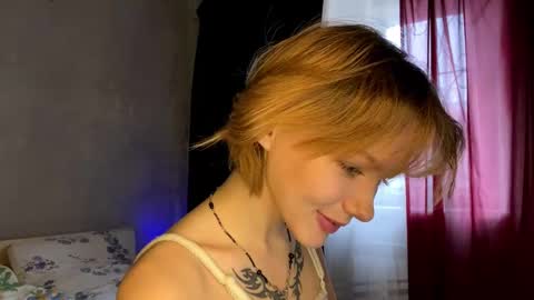kate_mikki online show from October 25, 2:52 am
