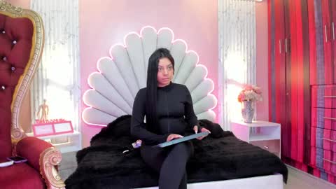 kate online show from May 15, 1:40 pm
