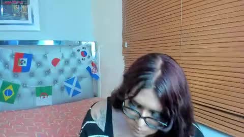 Snapshot of kate_pickman chatting on July 17, 3:35 am kate online show from July 17, 3:35 am