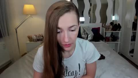 Snapshot of kate_redgar chatting on February 27, 3:59 pm kate_redgar online show from February 27, 3:59 pm