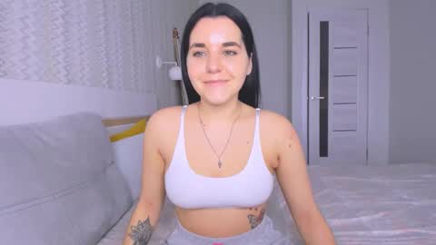 KATE online show from February 5, 1:00 pm