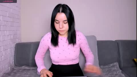 KATE online show from November 8, 5:51 am