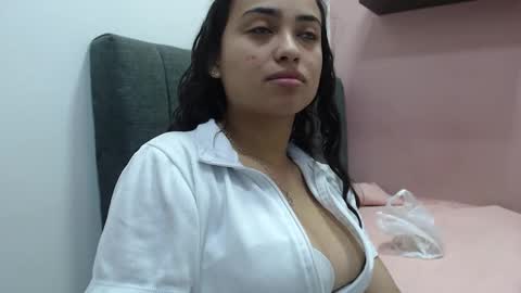 Kari online show from November 7, 1:22 pm