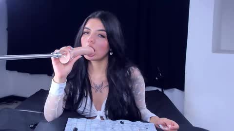 Katee online show from October 28, 4:05 am