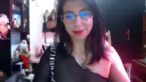 Snapshot of kateeen18 chatting on May 17, 5:27 am Kateeen18 online show from May 17, 5:27 am