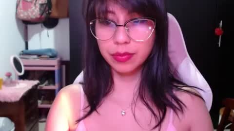 Snapshot of kateeen18 chatting on July 12, 4:03 am Kateeen18 online show from July 12, 4:03 am