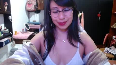 Snapshot of kateeen18 chatting on July 17, 5:14 am Kateeen18 online show from July 17, 5:14 am