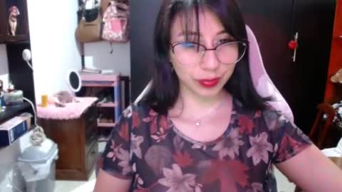 Snapshot of kateeen18 chatting on July 26, 5:04 am Kateeen18 online show from July 26, 5:04 am