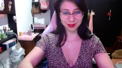 Snapshot of kateeen18 chatting on July 28, 3:35 am Kateeen18 online show from July 28, 3:35 am