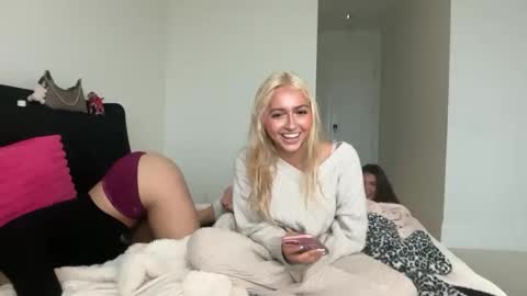 kateharperr online show from November 16, 10:04 pm