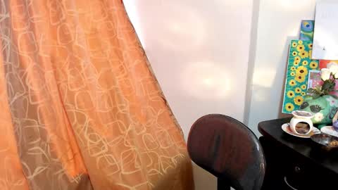 Snapshot of katehathor8 chatting on February 16, 2:46 pm kate keith but here i prefer My Goddess independient model online show from February 16, 2:46 pm