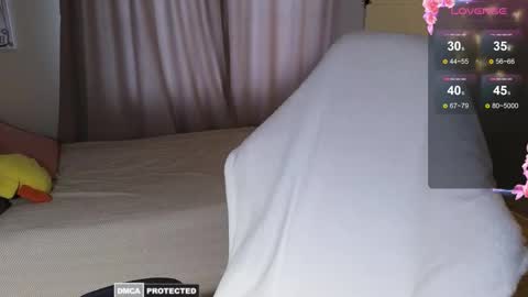 Snapshot of kateleoo chatting on October 23, 12:04 pm Im Kate online show from October 23, 12:04 pm