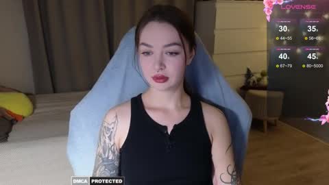 Snapshot of kateleoo chatting on November 16, 12:44 pm Im Kate online show from November 16, 12:44 pm