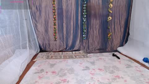 Snapshot of katelinpepperworth chatting on April 4, 10:35 am katelinpepperworth online show from April 4, 10:35 am