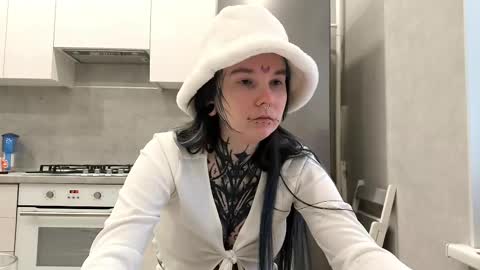 Milana online show from January 19, 7:01 am