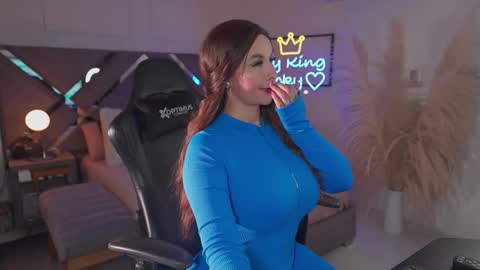  Kate Owens  online show from November 19, 11:54 am