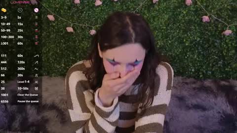 Snapshot of katerinnna chatting on April 19, 6:10 pm Katerina online show from April 19, 6:10 pm