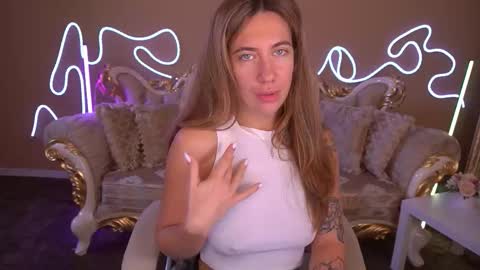 Snapshot of kateshanny chatting on October 12, 6:12 am Kate online show from October 12, 6:12 am