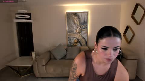 K A T E  online show from October 26, 8:09 am