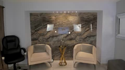 K A T E  online show from November 26, 12:17 pm