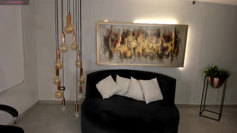 K A T E  online show from February 5, 9:03 am