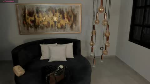 Snapshot of katesunder chatting on May 15, 10:33 am K A T E online show from May 15, 10:33 am