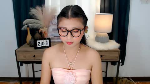 Snapshot of katetemptress69 chatting on November 5, 6:02 am KATE online show from November 5, 6:02 am