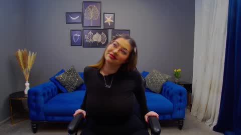 Snapshot of katewalker_ chatting on January 10, 6:28 pm Kate online show from January 10, 6:28 pm