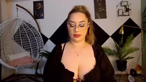 Kate online show from July 10, 7:05 pm