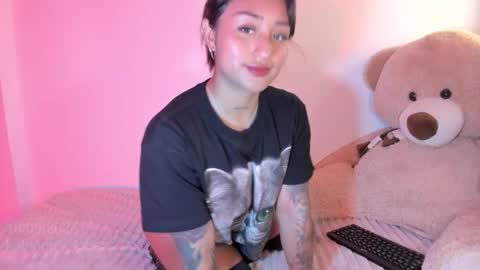 Snapshot of katharina_lopez chatting on March 18, 9:29 pm Katha online show from March 18, 9:29 pm