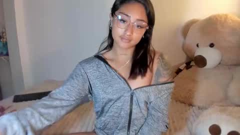 Snapshot of katharina_lopez chatting on March 20, 2:33 pm Katha online show from March 20, 2:33 pm