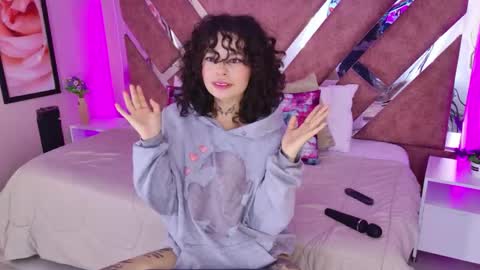 KatheGomez  online show from May 5, 3:03 am