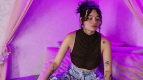 KatheGomez  online show from June 5, 3:02 am