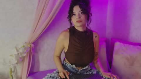 KatheGomez  online show from June 15, 2:03 am