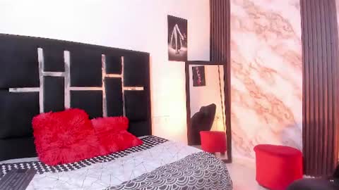 Snapshot of katherina_diaz chatting on July 31, 1:38 am Katherina online show from July 31, 1:38 am