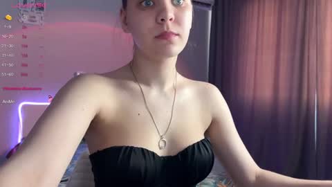 Snapshot of katherine__ross chatting on April 23, 8:35 am katherine__ross online show from April 23, 8:35 am